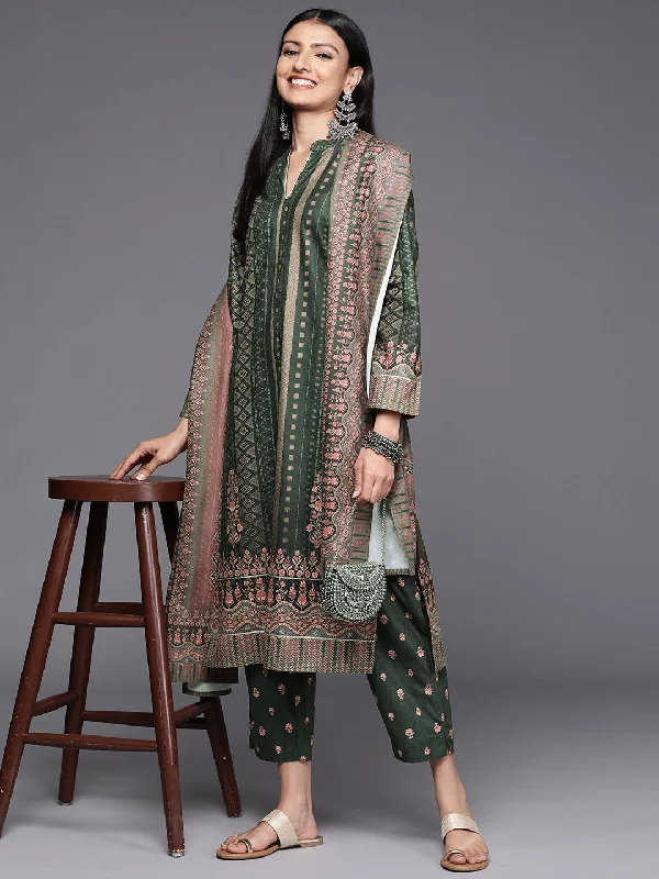 Women's Green Velvet Kurta Trousers Set With Dupatta - Ahalyaa Trousers Leather Faux Women's Green Velvet Kurta Trousers Set With Dupatta - Ahalyaa Trousers Leather Faux