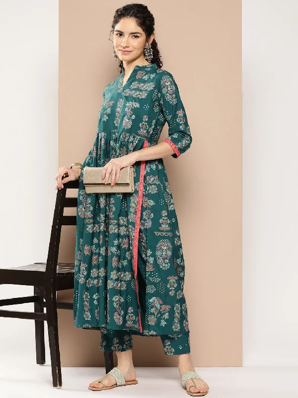 Women's Floral Printed Pleated Kurta With Trousers - Ahalyaa Trousers sophisticated sleek Women's Floral Printed Pleated Kurta With Trousers - Ahalyaa Trousers sophisticated sleek